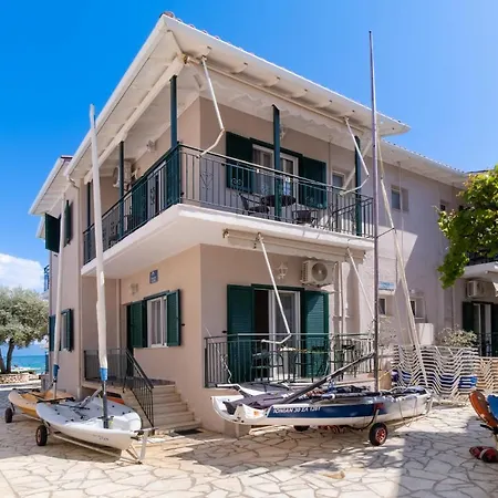 شقة Club - 2 نِكيانا